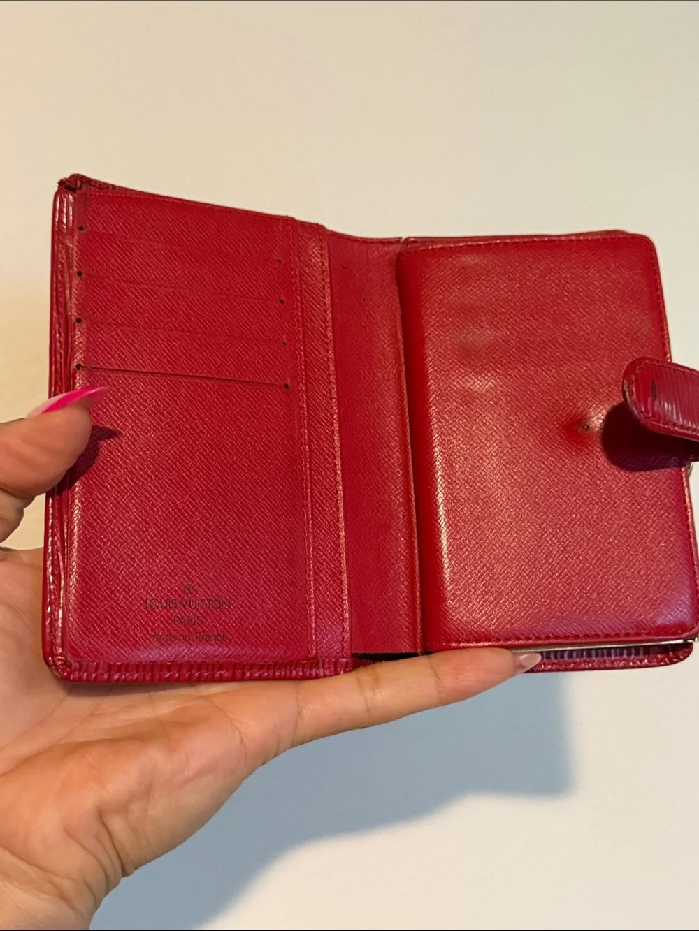 Louis Vuitton Red Epi Porte monnaie billets viennois kiss lock Wallet